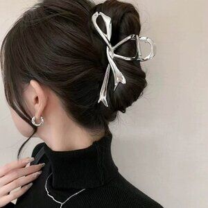 Sweet silver metal bow hairpin shark clip